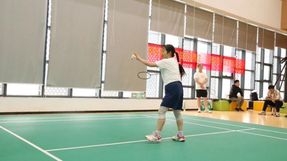 inews, 的温度与专 inews, 的温度与专