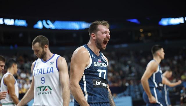 dZW, 从休息室, 球星