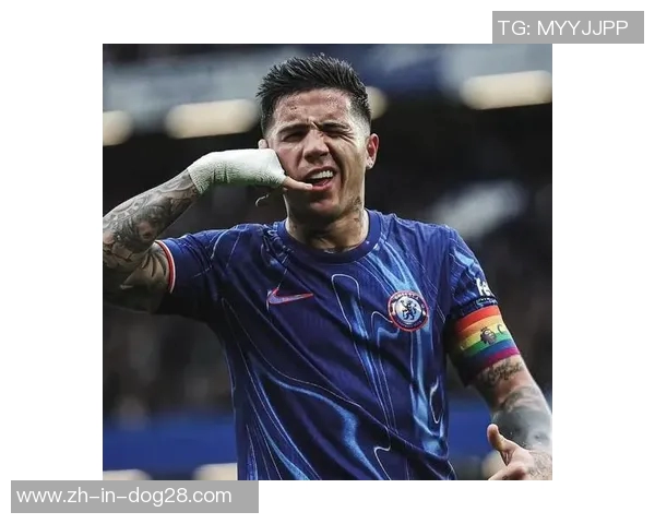 以球星头像展现足球性格特质与场上独特魅力解析